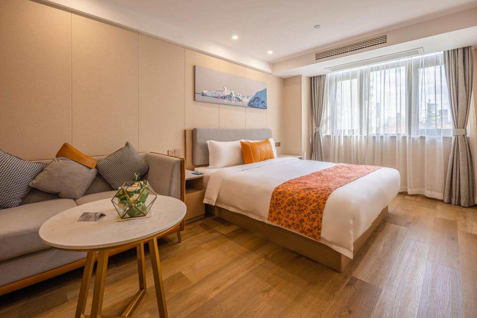 Hotel Hong Ge 3*
